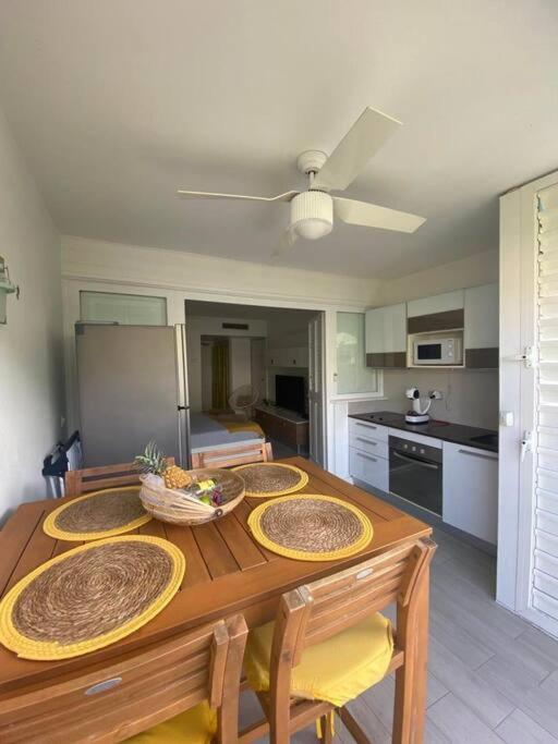 La Vida Loca Apartment แซงต์-ฟรองซัวส์ ภายนอก รูปภาพ
